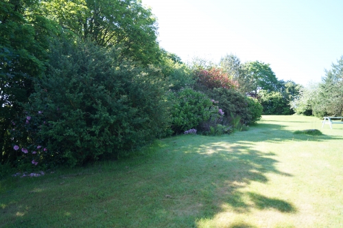 The pretty garden in Badgers Sett Holiday Cottages