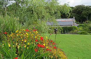 Large south facing garden for the use of guests