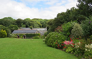 Large south facing garden for the shared use of guests